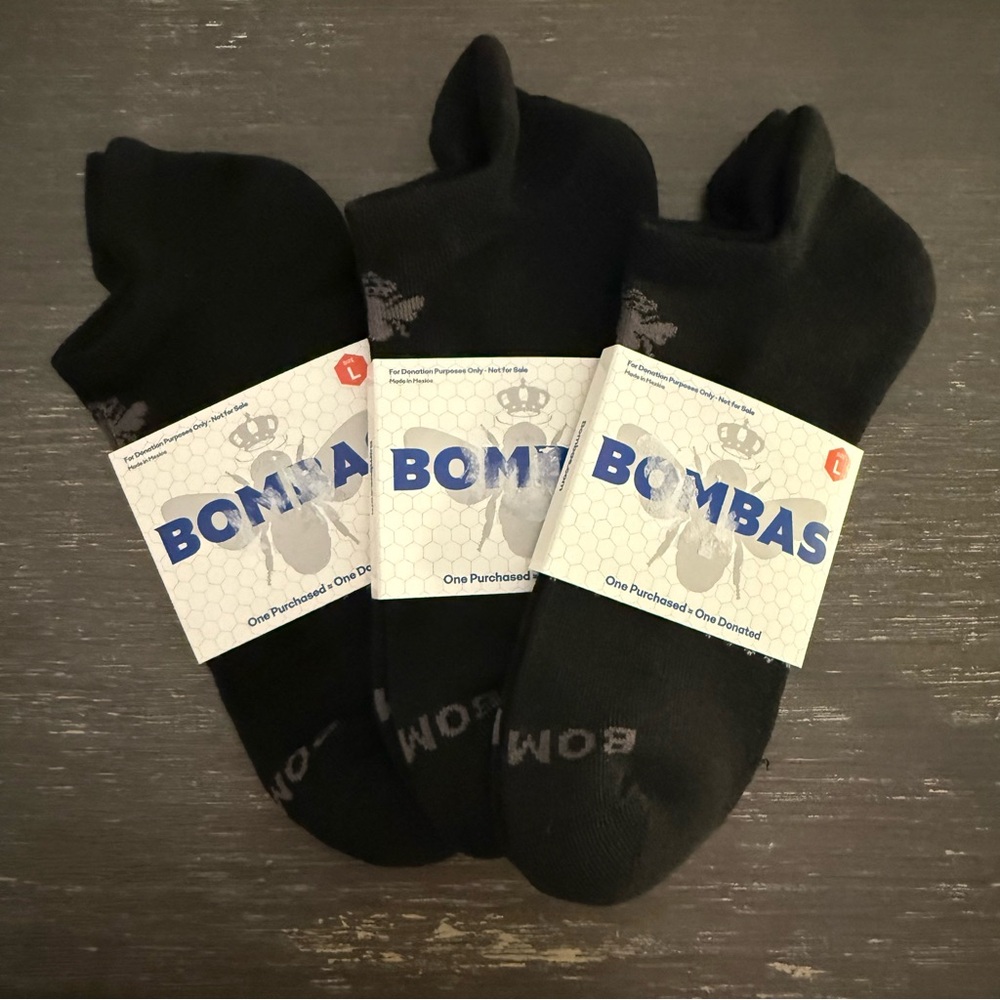 NWT Bombas Unisex Black Ankle Socks Size L Set of 3 Arch Support Cushion